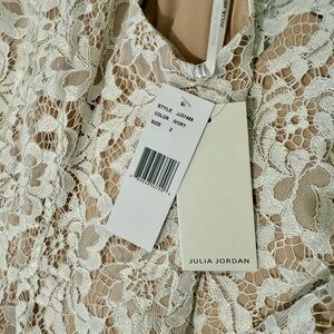 Julia Jordan Ivory Lace Dress, White